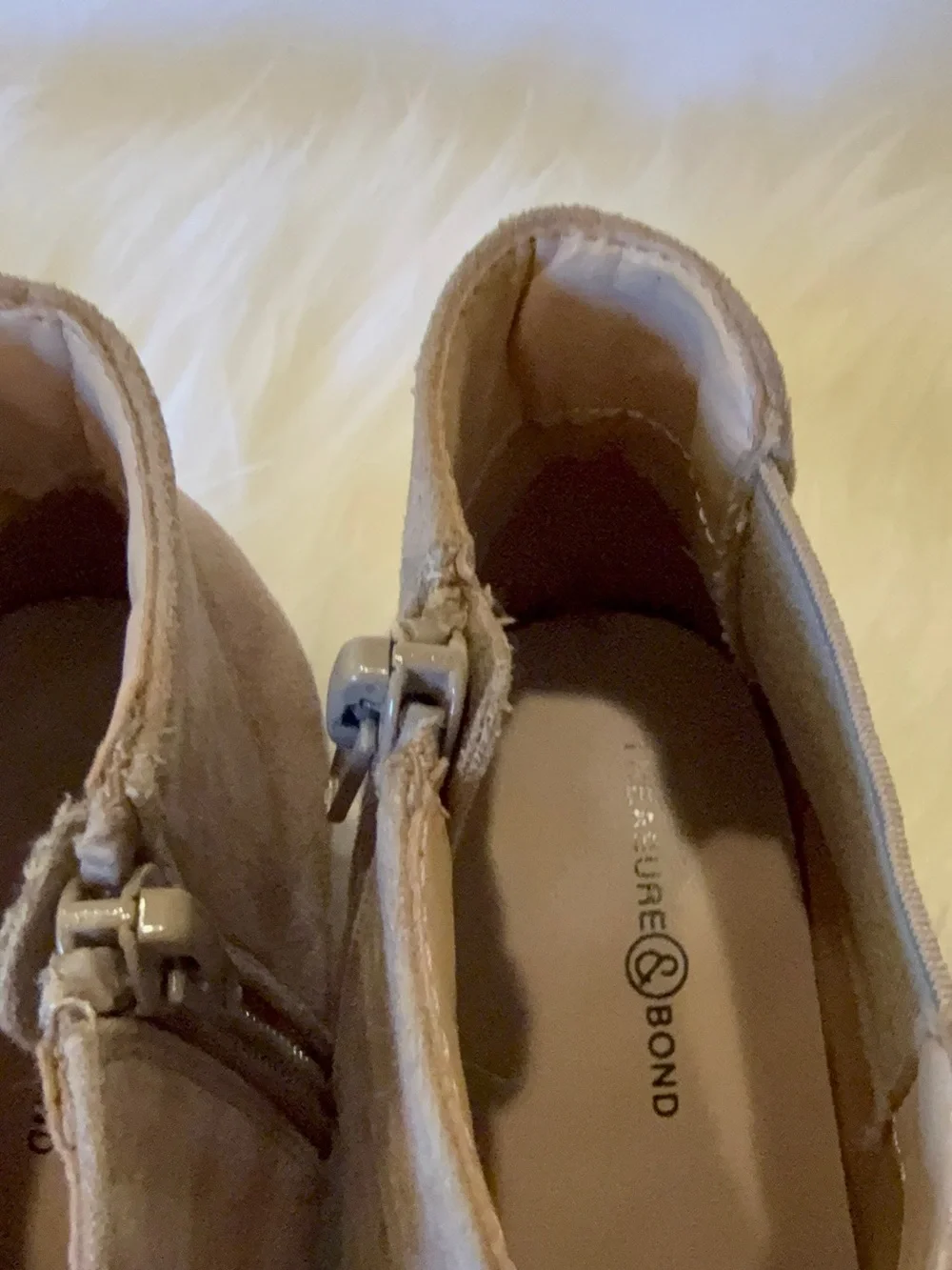 Treasure & Bond kids suede